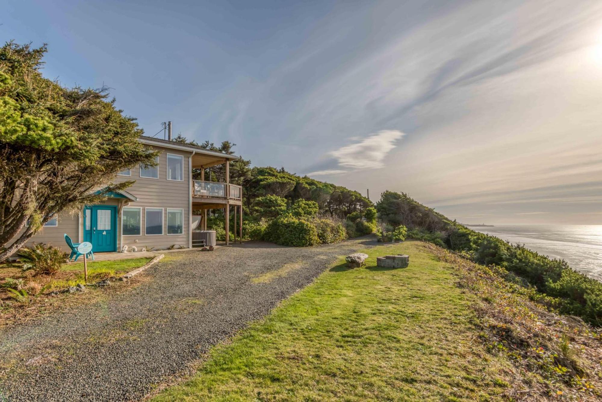 The Lookout Villa Newport Exterior photo